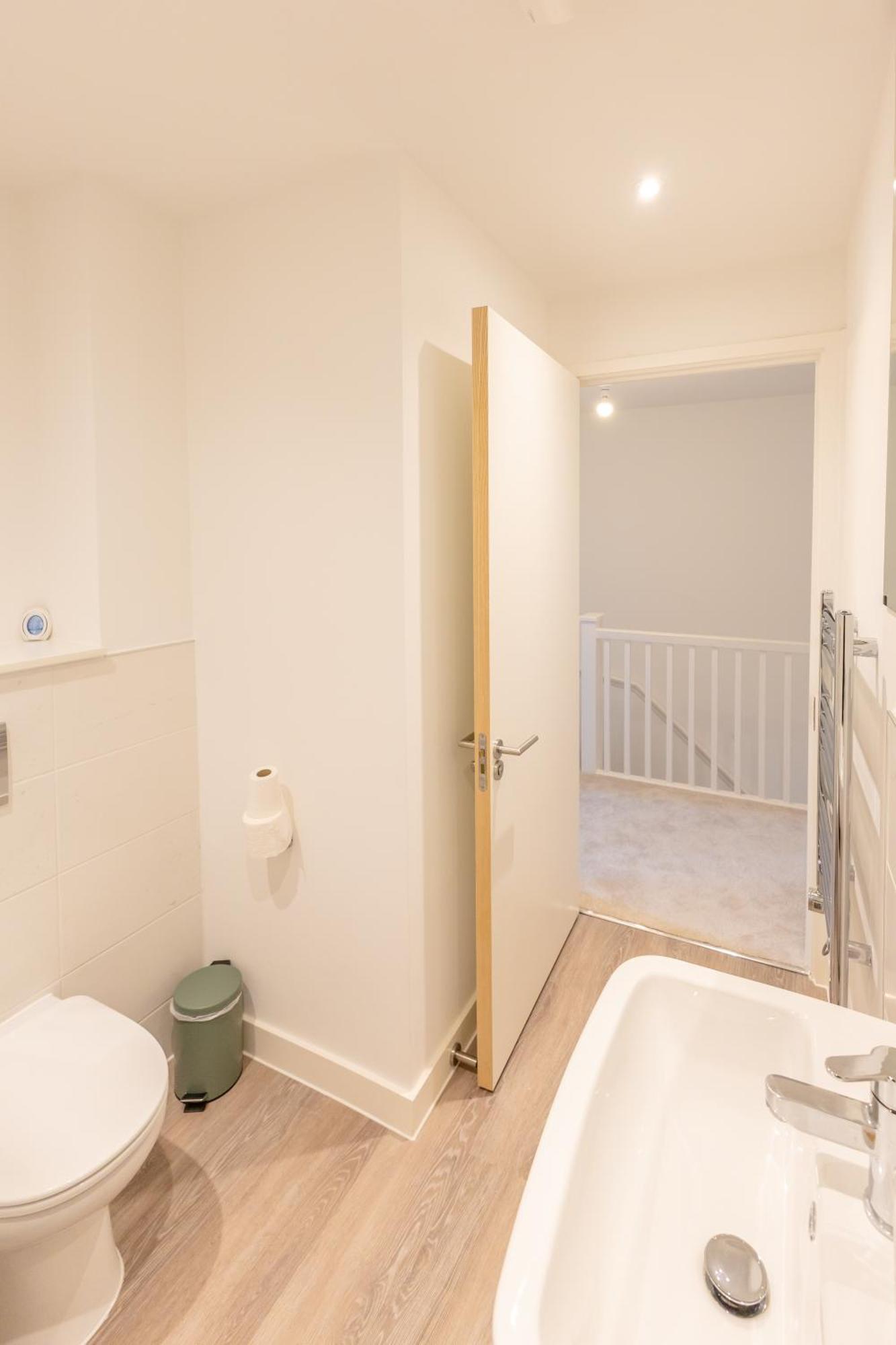 מנצ'סטר Stunning Modern 3 Bedroom Townhouse - Perfect Getaway מראה חיצוני תמונה